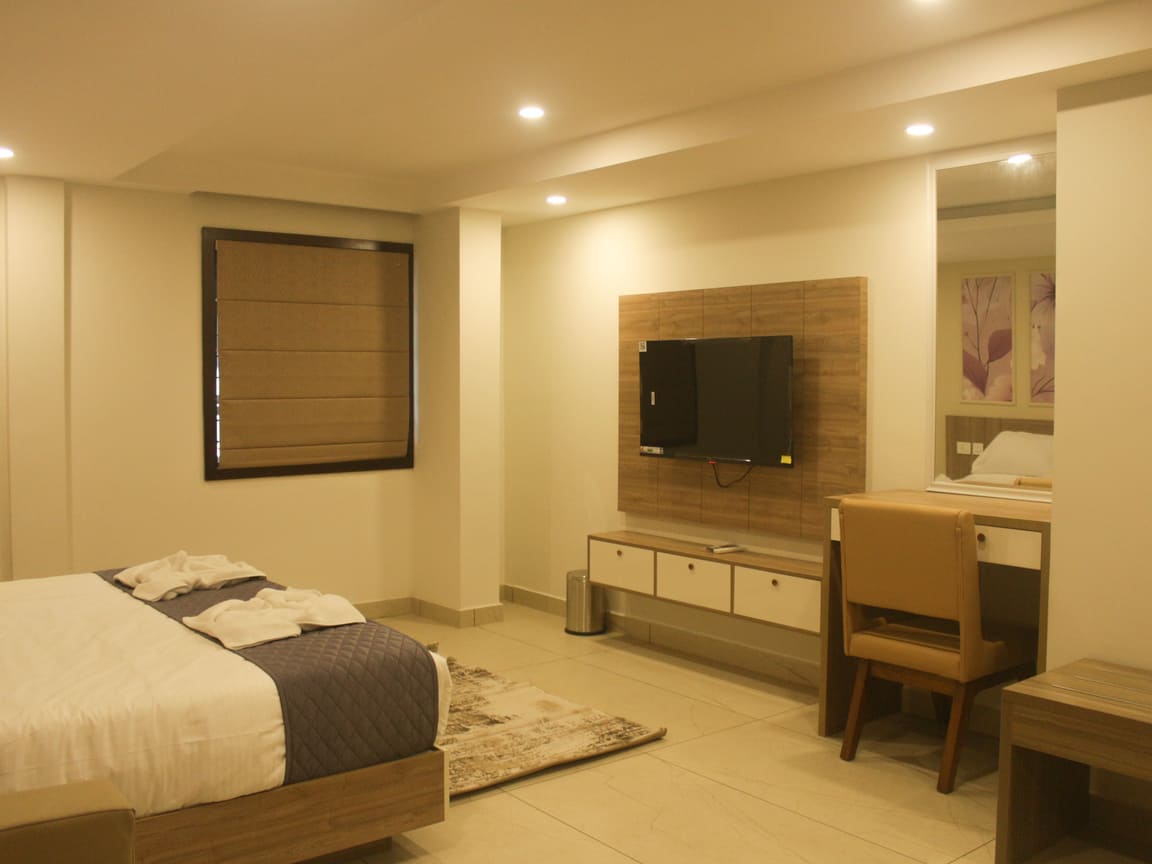 Room with Work Desk