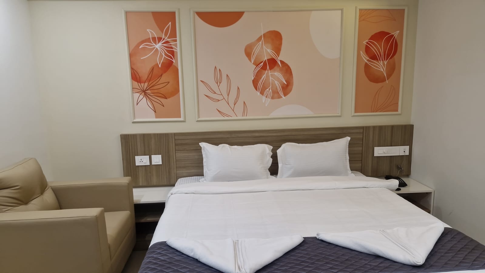 Premium Room
